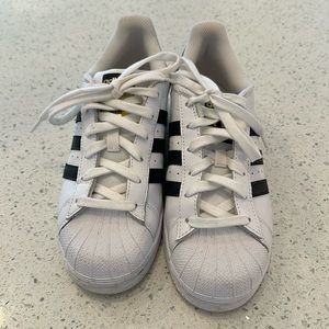 Adidas, size 6 in great condition